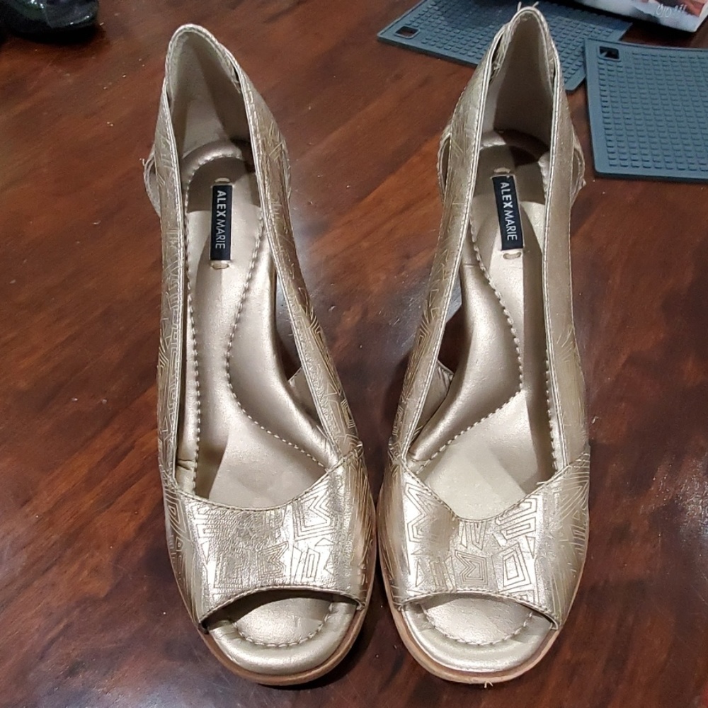 ALEXMARIE Wedges